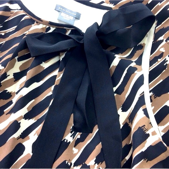 ANN TAYLOR Sheath Dress with Off-Center Neck Bow Tie size 4 - Picture 7 of 10